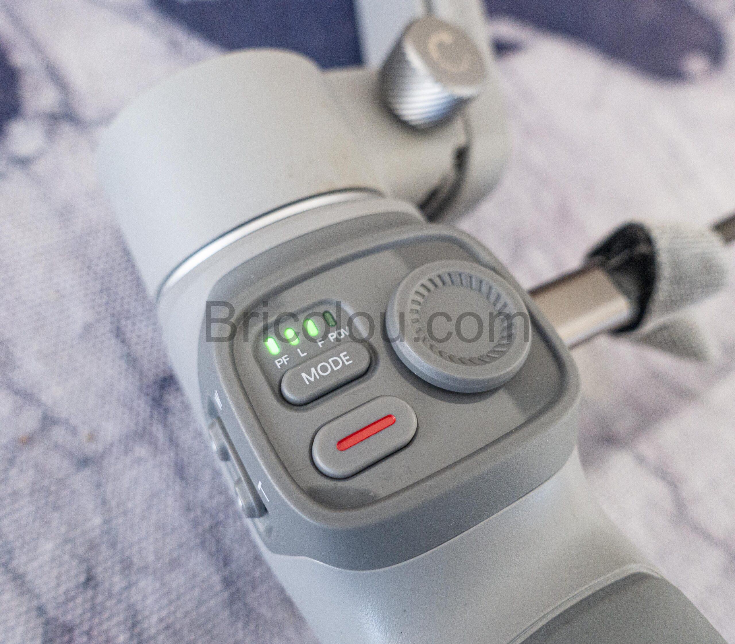 Zhiyun Smooth Q3 Stabilisateur Smartphone chargeur scaled Zhiyun Smooth Q3 Stabilisateur Smartphone chargeur