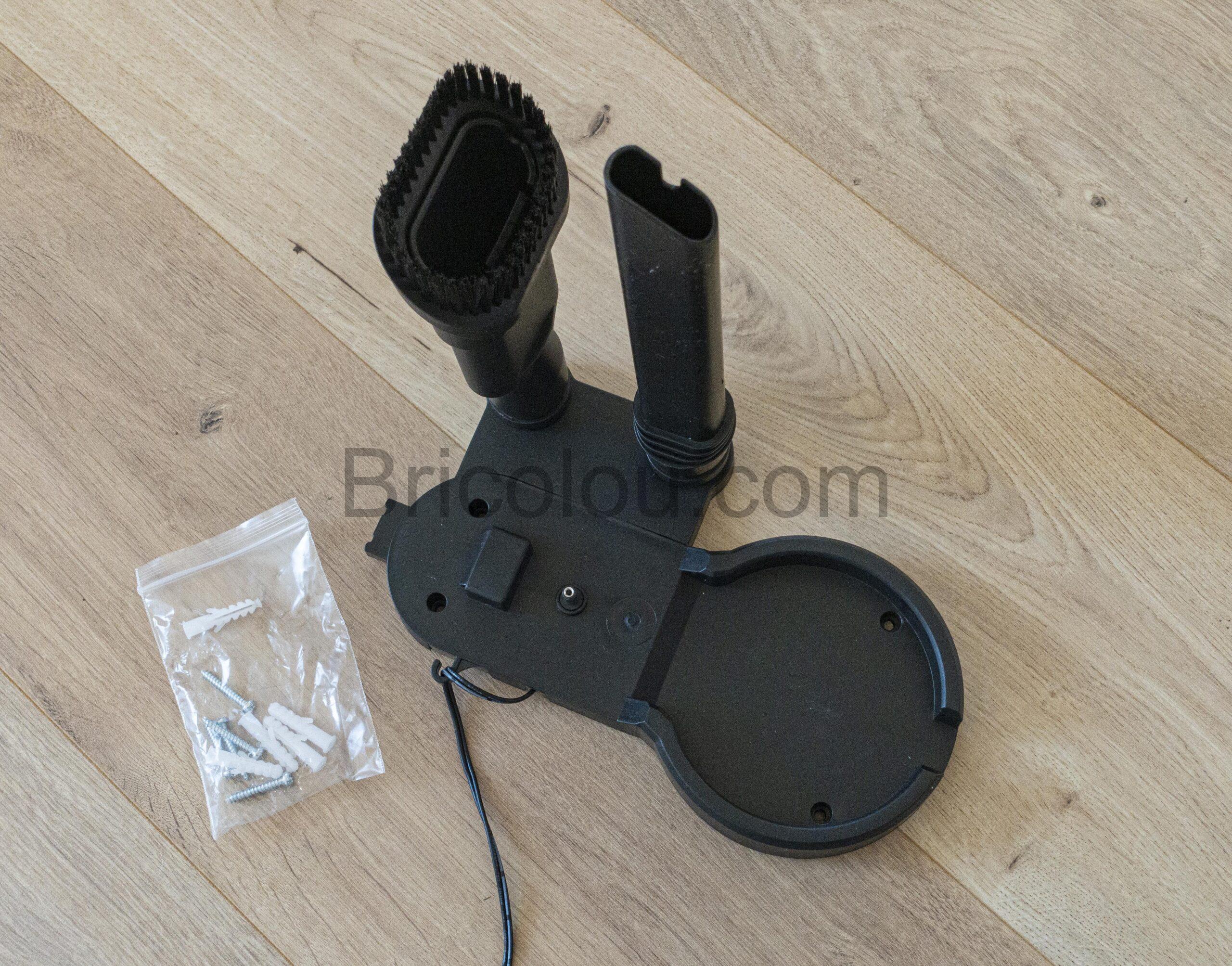 Aspirateur sans fil en test chargeur scaled Aspirateur sans fil en test chargeur