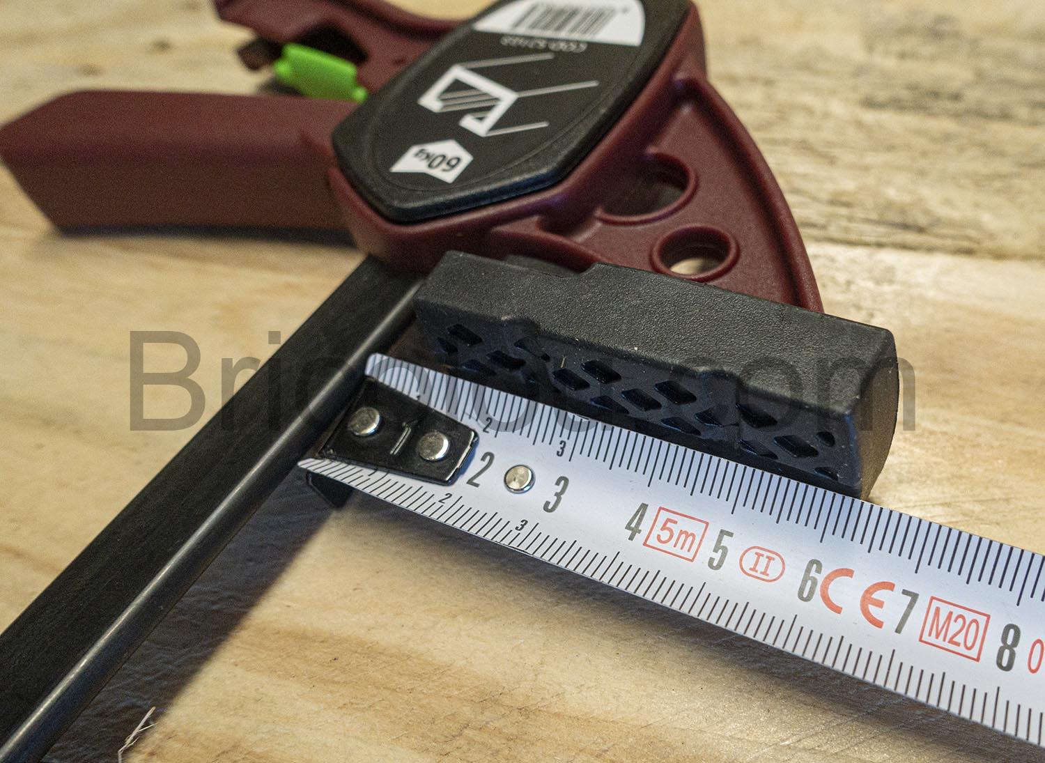 Piher Serre joint rapide Quick T Track en test Piher - Serre-joint rapide Quick-T-Track en test