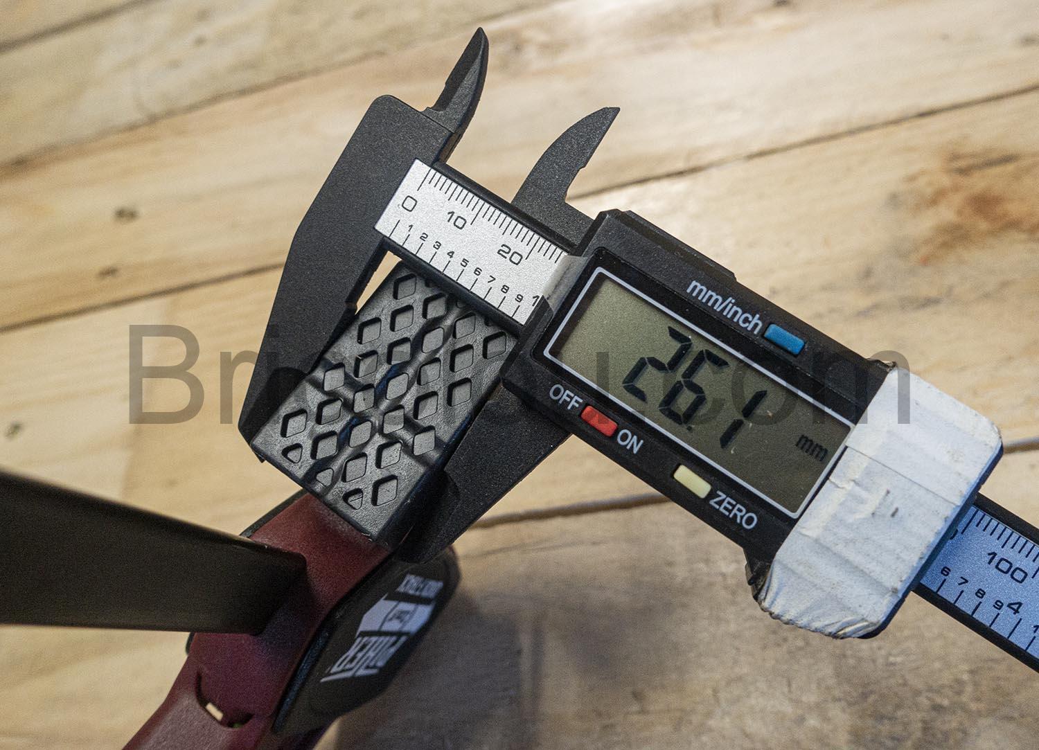 test Piher Serre joint Quick T Track test Piher - Serre-joint Quick-T-Track