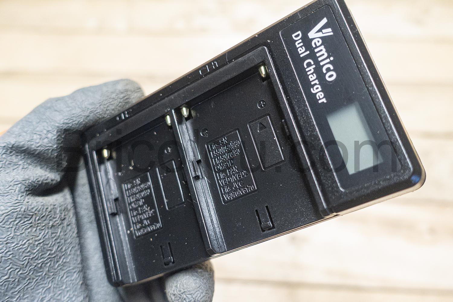 Vemico chargeur F550 3000mAh Vemico chargeur F550 3000mAh