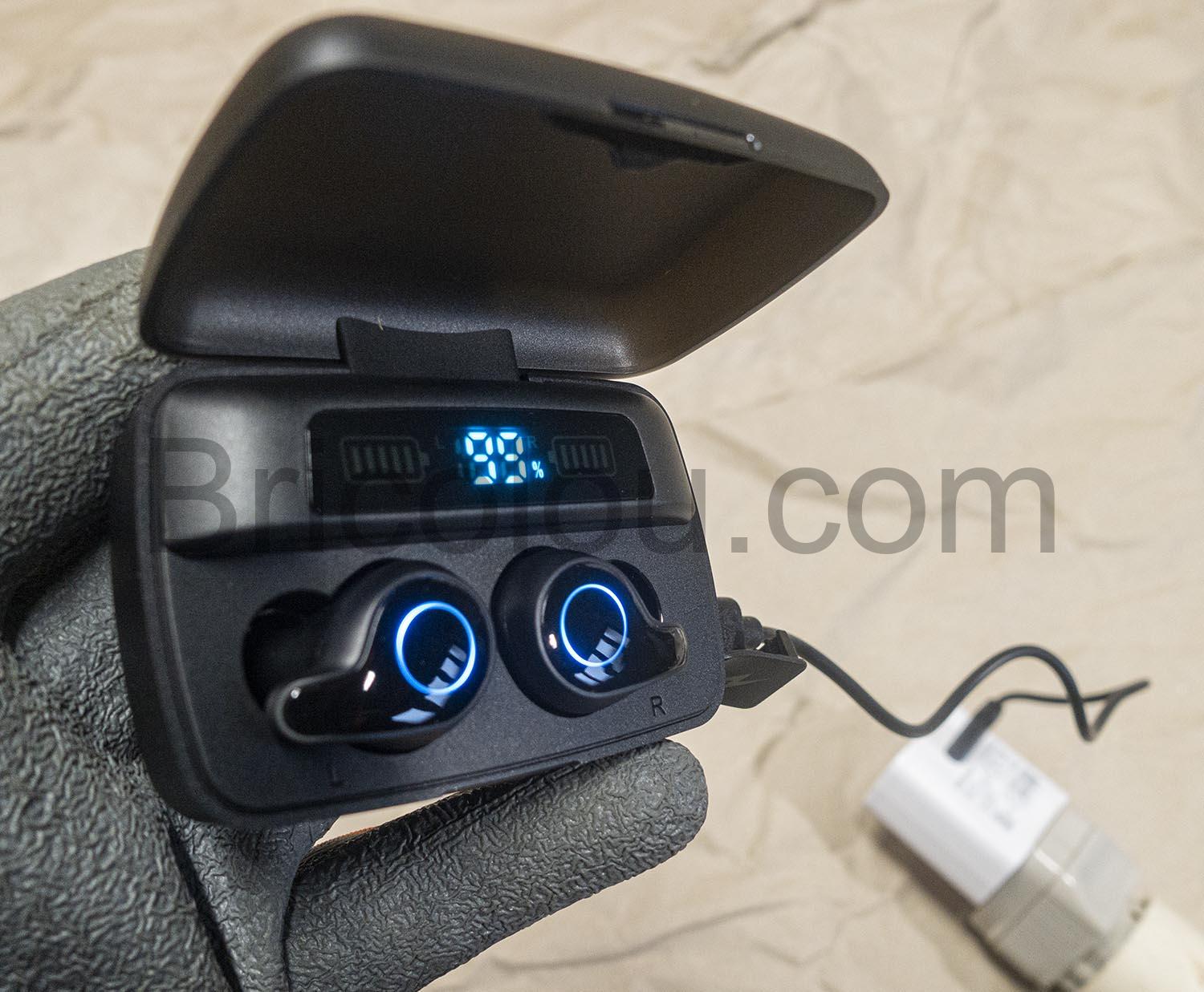 Ecouteurs sans Fil Bluetooth 5.0 Layajia IPX7 Etanche power bank 2200mAh Etui de Charge Stereo Oreillette Ecouteurs sans Fil Bluetooth 5.0, Layajia, IPX7 Étanche, power bank 2200mAh Etui de Charge Stéréo Oreillette