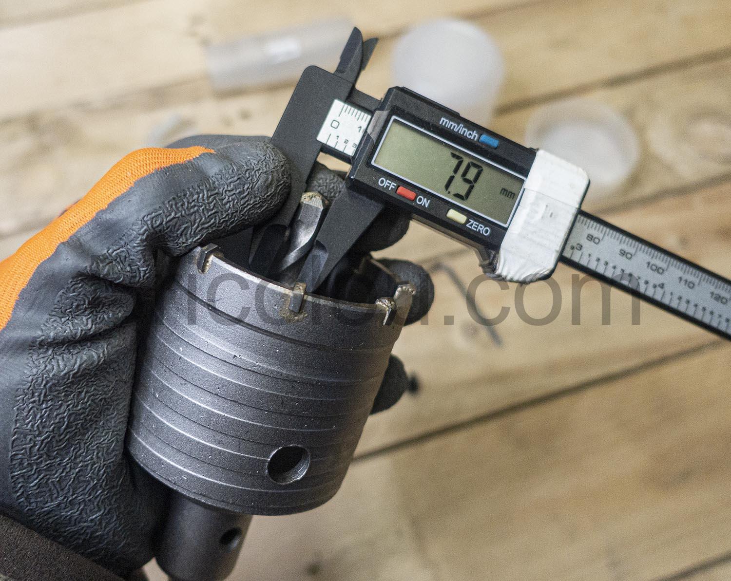 Flintronic scie cloche 68 mm trepan beton SDS Plus Flintronic scie cloche 68 mm trépan béton SDS Plus