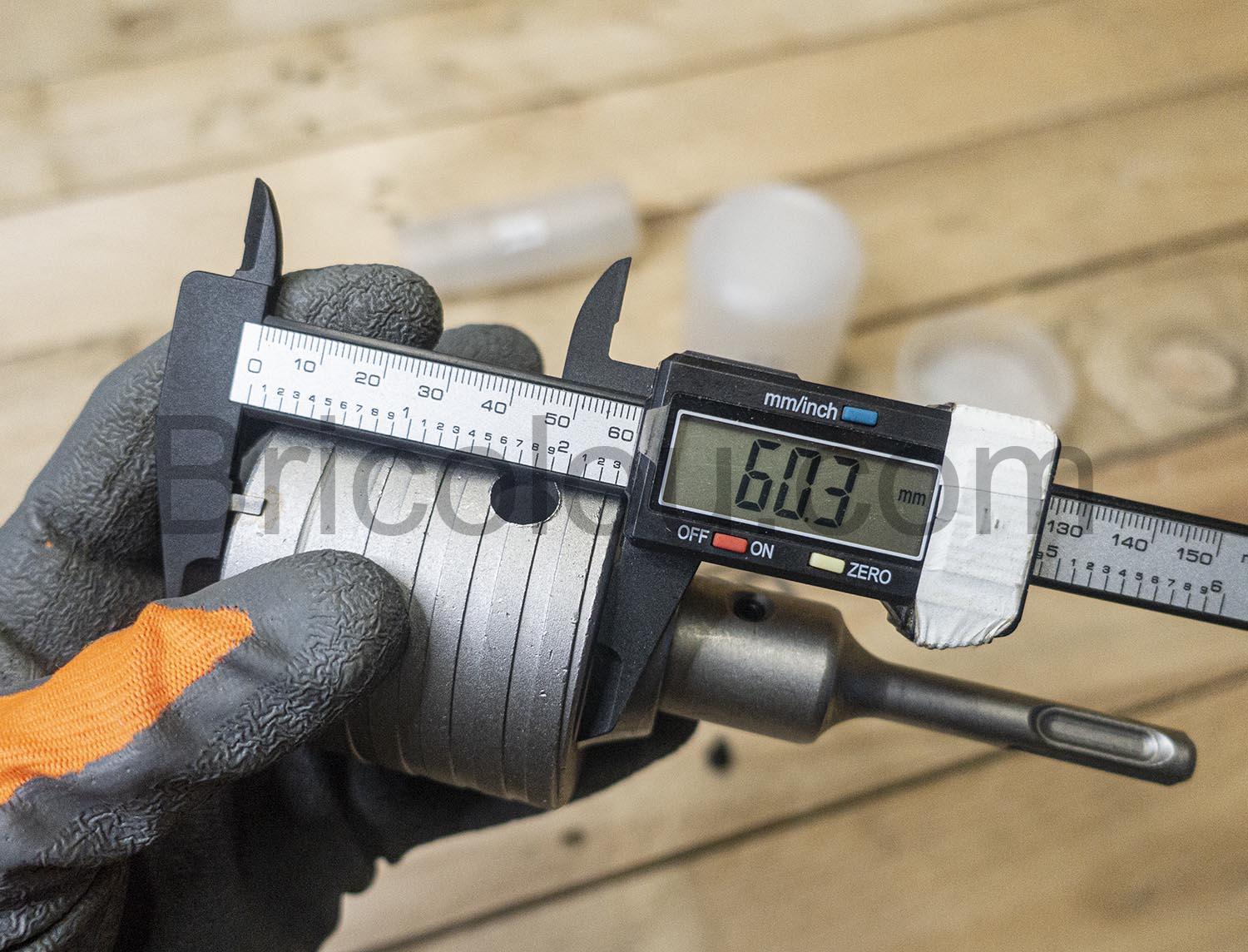 Flintronic scie cloche trepan beton carotteuse SDS Plus Flintronic scie cloche trépan béton carotteuse SDS Plus