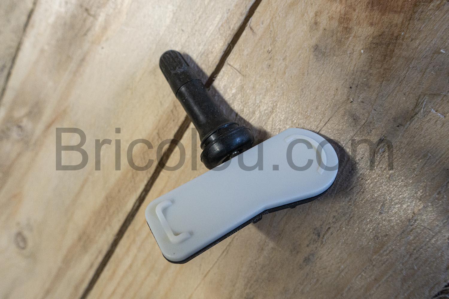 Semoic capteur pression pneu valve 433 TPMS 407009322R 40700 9322R Semoic capteur pression pneu valve 433 TPMS 407009322R 40700-9322R