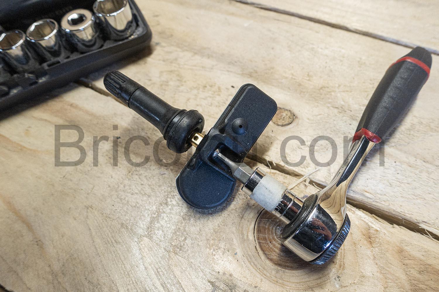 Semoic capteur pression pneu valve 433MHZ TPMS 407009322R Semoic capteur pression pneu valve 433MHZ TPMS 407009322R