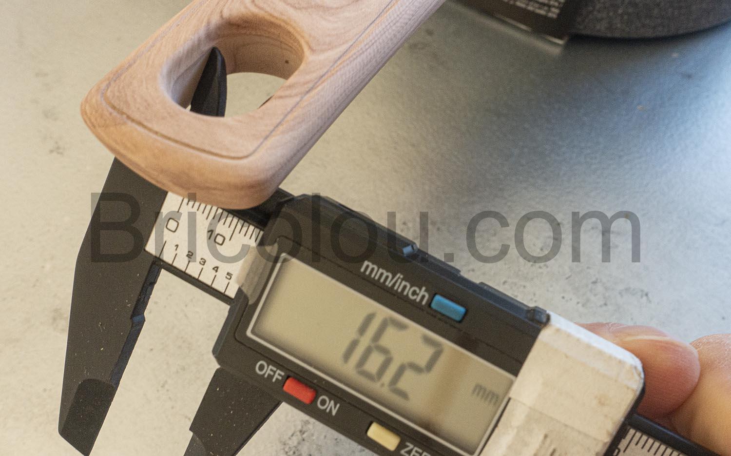 Tefal casserole mouchetee Natural force bec verseur 18cm trou Tefal casserole mouchetée Natural force bec verseur 18cm trou