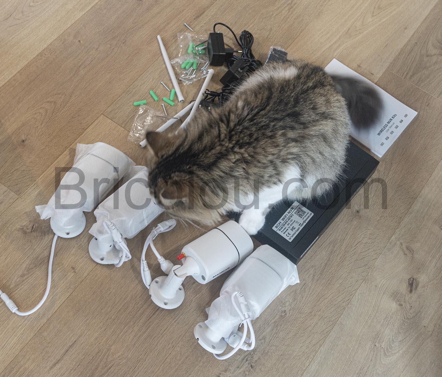 BEENOCAM Kit Camera WiFi Surveillance sans Fil IP66 Enregistreur 1TB HDD BEENOCAM Kit Caméra WiFi Surveillance sans Fil IP66 Enregistreur 1TB HDD