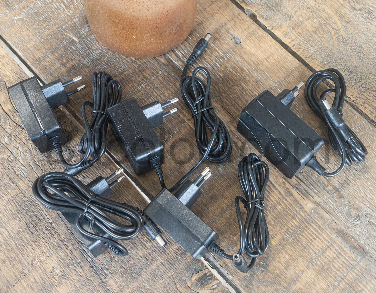 BEENOCAM Kit Camera WiFi Video Surveillance sans Fil IP66 Enregistreur 1TB HDD BEENOCAM Kit Caméra WiFi Vidéo Surveillance sans Fil IP66 Enregistreur 1TB HDD