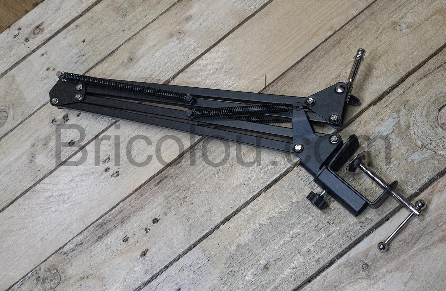 FURINE CM2001 Micro Cardioide pantographe anti pop Microphone Condensateur USB FURINE CM2001 Micro Cardioïde pantographe anti pop Microphone Condensateur USB