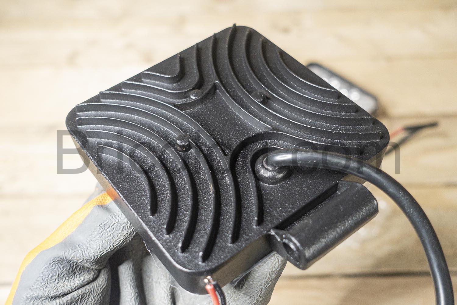 MONDEVIEW Phare de Travail LED 55W IP67 Feu Additionnel MONDEVIEW Phare de Travail LED 55W IP67 Feu Additionnel