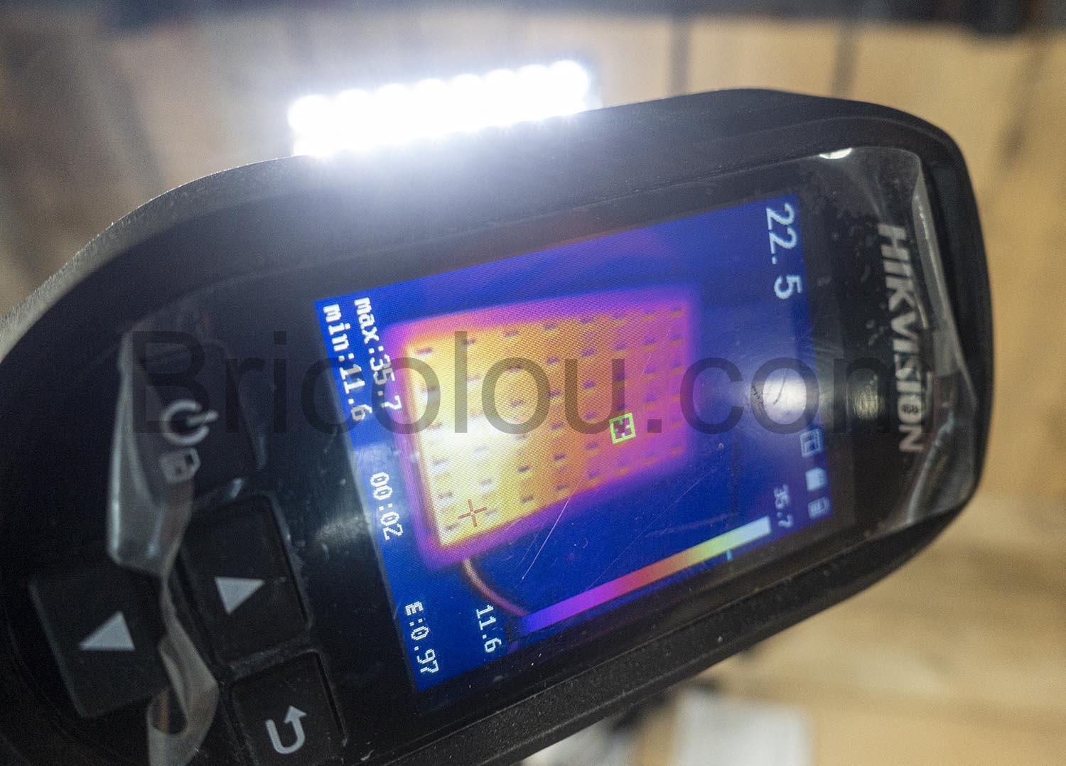 AiknowFoto Lampe Panneau LED RVBWA Eclairage Lumiere USB Telecommande Trepied AiknowFoto Lampe Panneau LED RVBWA Éclairage Lumière USB Télécommande Trépied