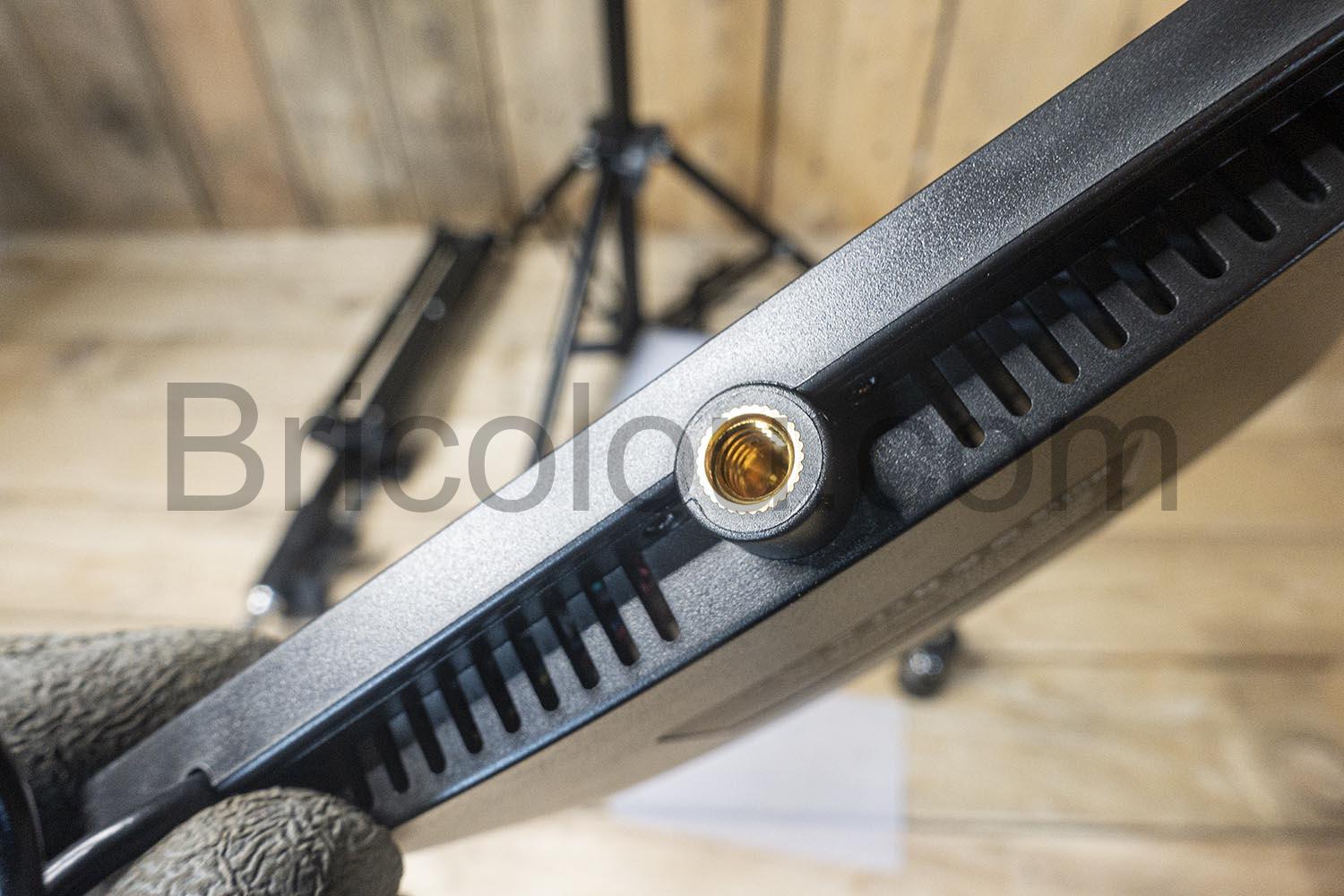 AiknowFoto Lampe Video Panneau LED RVBWA Eclairage Lumiere Telecommande Trepied AiknowFoto Lampe Vidéo Panneau LED RVBWA Éclairage Lumière Télécommande Trépied