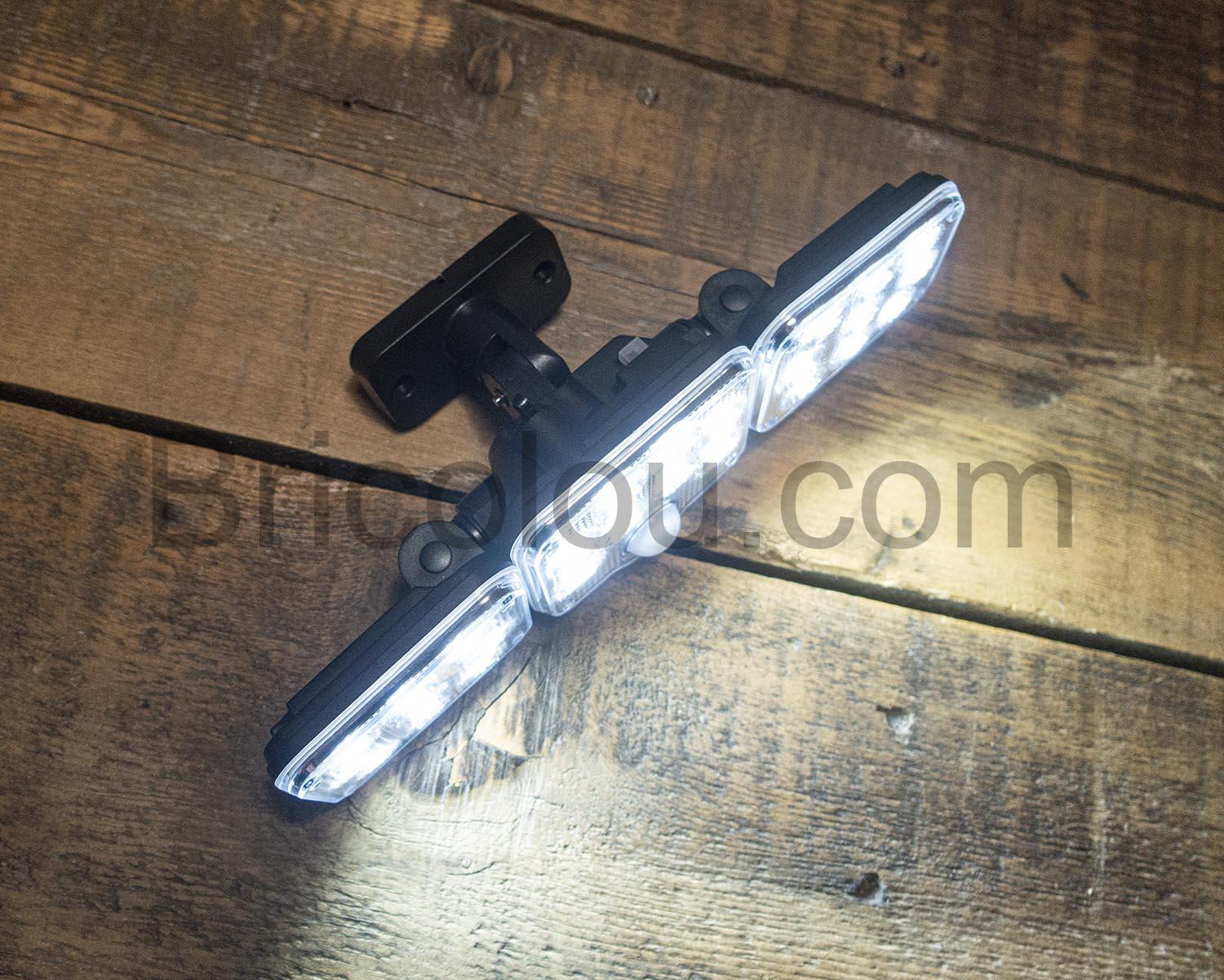 CRRXIN Lumiere exterieure lampes 138 LED orientable detecteur mouvement solaire CRRXIN Lumière extérieure lampes 138 LED orientable détecteur mouvement solaire