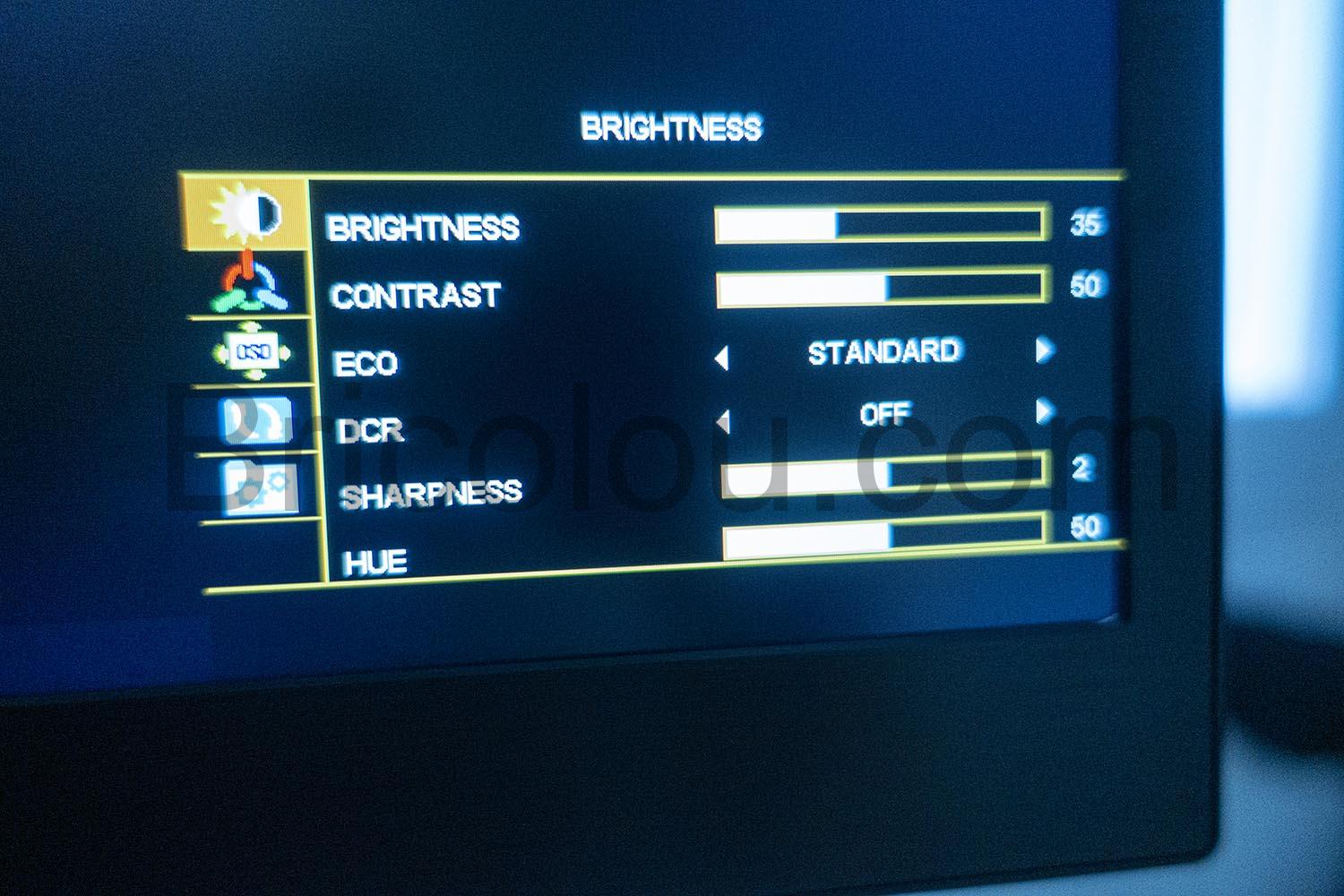 TeamGee Moniteur pour Ordinateur Portable 13.3 ecran IPS FHD 1080P HDMI USB A Type C TeamGee Moniteur pour Ordinateur Portable 13.3” écran IPS FHD 1080P HDMI USB-A Type-C