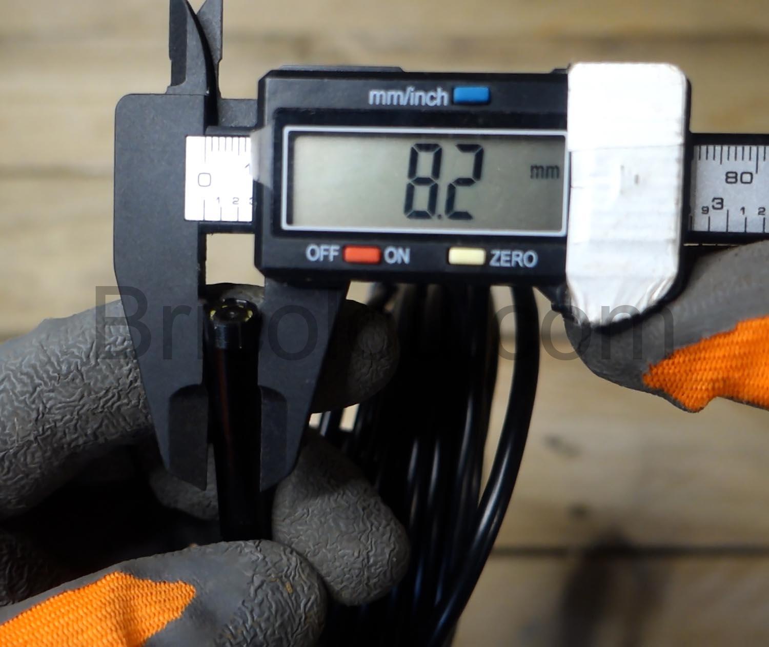 YINAMA 451DT Endoscope camera HD inspection Phot Video YINAMA 451DT Endoscope caméra HD inspection Phot Vidéo Tuyaux