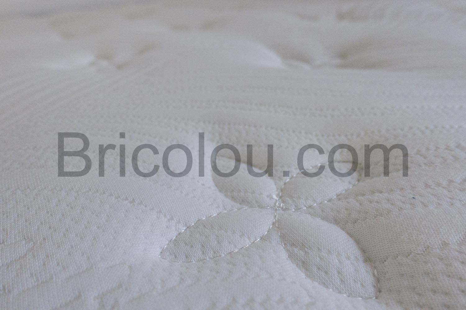 SLC 266 Matelas SuiLong Ressorts Ensaches Independant Memoire Forme 7 Zones Orthopedique SLC-266 Matelas SuiLong Ressorts Ensachés Indépendant Mémoire Forme 7 Zones Orthopédique