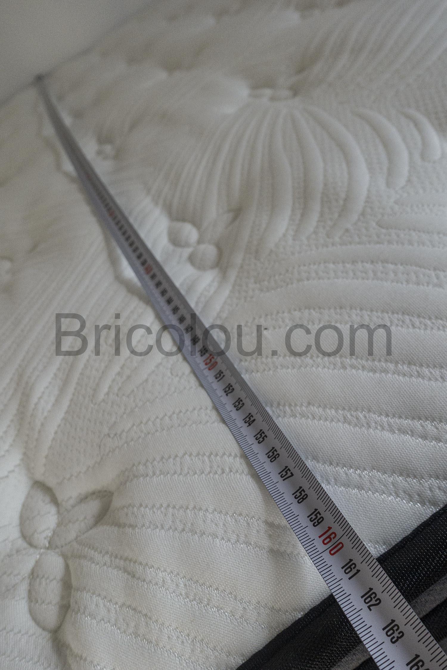 SLC 266 Matelas SuiLong Ressorts Ensaches Independant Mousse Memoire Forme 7 Orthopedique SLC-266 Matelas SuiLong Ressorts Ensachés Indépendant Mousse Mémoire Forme 7 Orthopédique