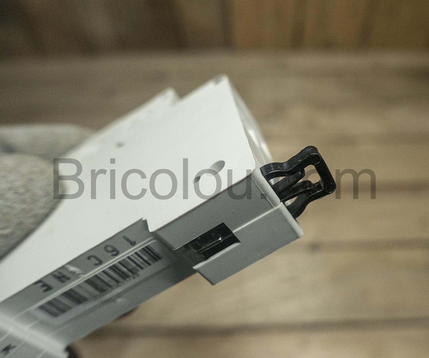 Disjoncteur Eaton 16A 4.5kA courbe C phase PLG4 C161N FG L71GE 161NC Disjoncteur Eaton 16A 4.5kA courbe C phase PLG4-C161N F&G L71GE-161NC