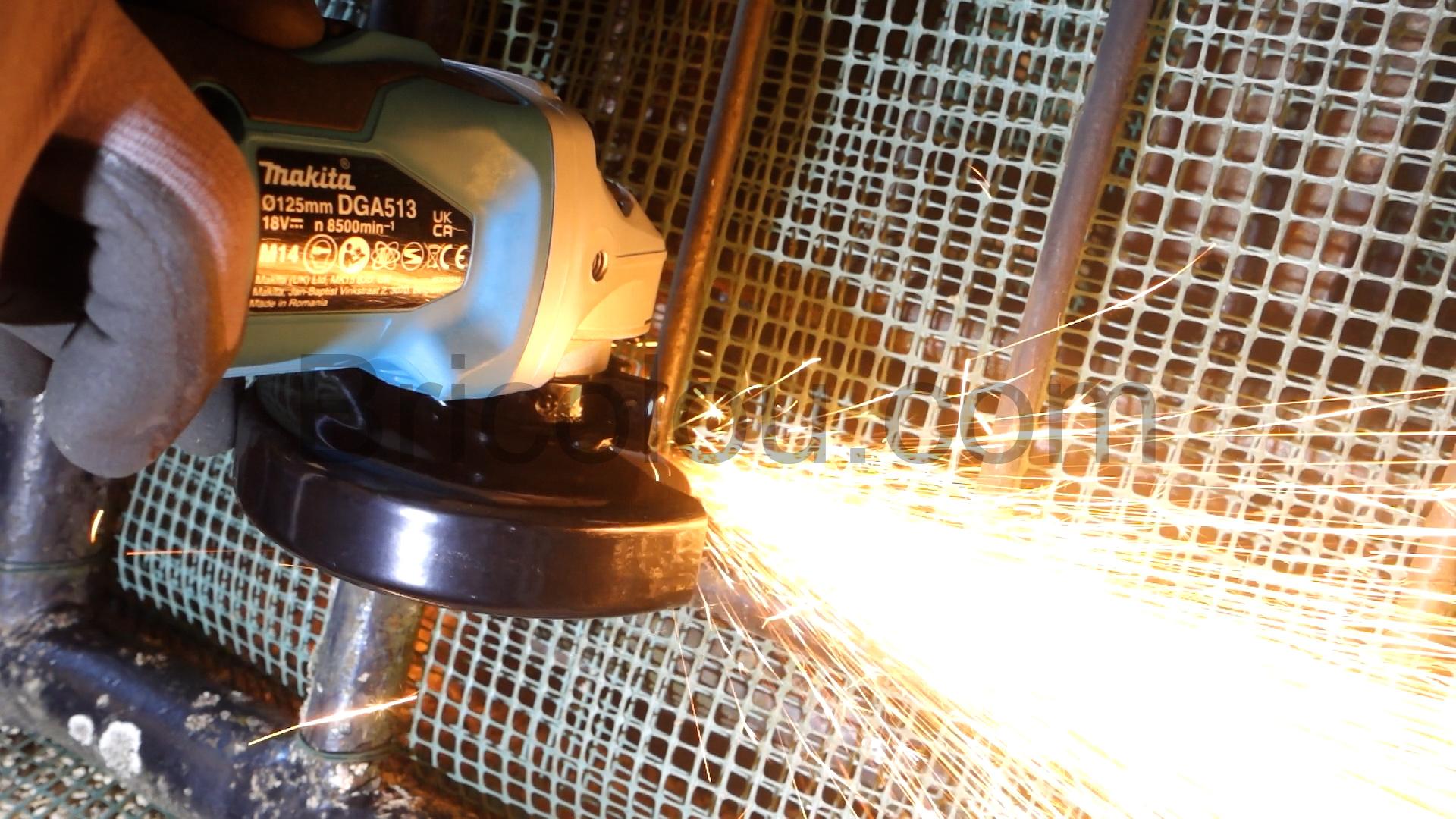 Meuleuse angle Brushless 125 sans fil Makita Disqueuse DGA513Z DGA 513.00 04 10 19.Still023 Meuleuse angle Brushless 125 sans fil Makita Disqueuse DGA513Z DGA 513.00_04_10_19.Still023