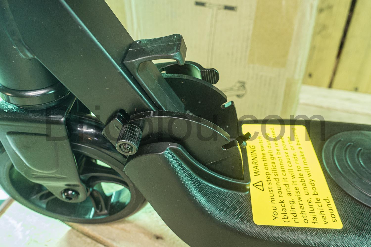 Riding times Trottinette Pliable E Scooter Enfant Adolescent 100W Riding times Trottinette Pliable E Scooter Enfant Adolescent 100W