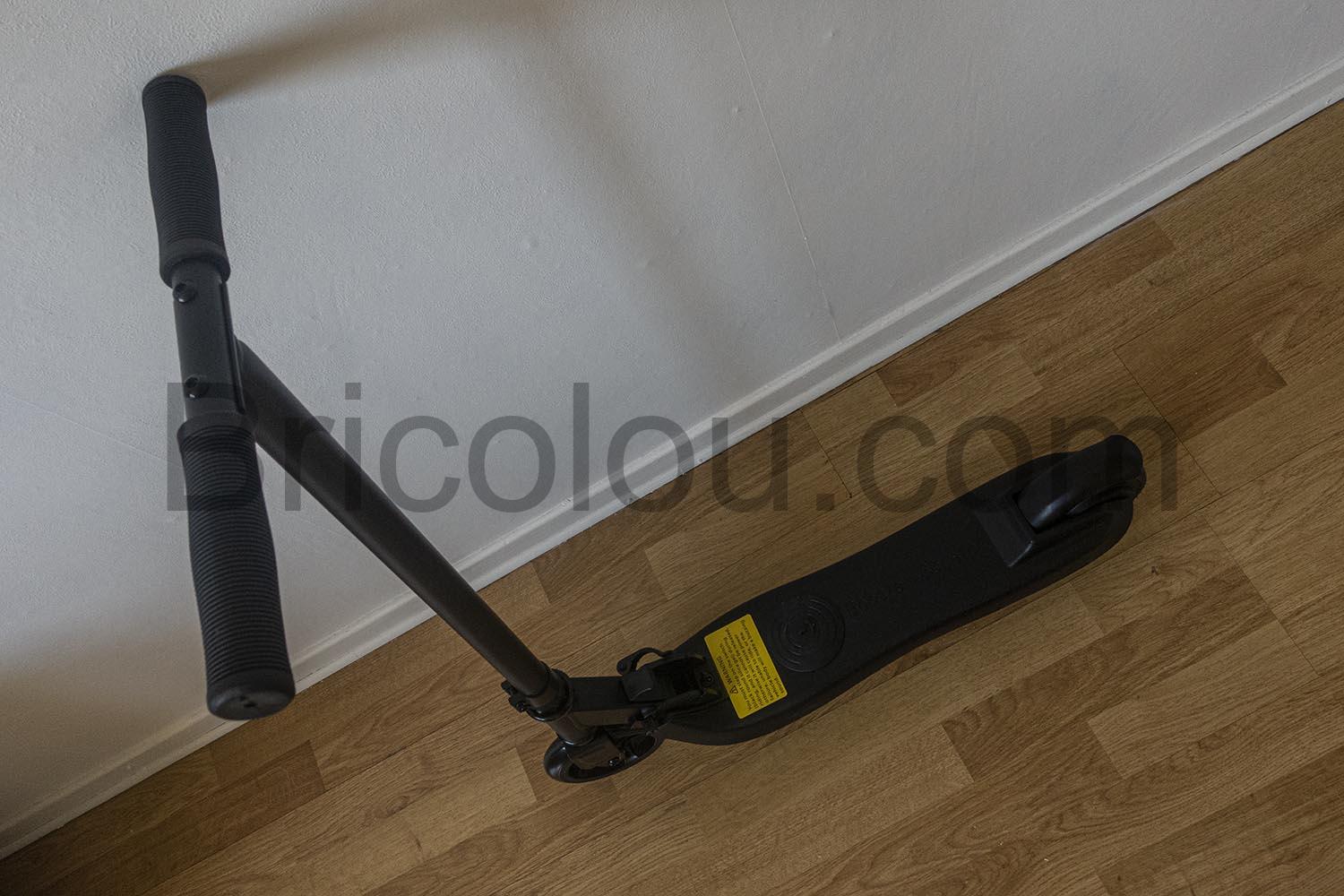 Riding times Trottinette electrique Pliable E Scooter Enfant 100W Riding' times Trottinette électrique Pliable E Scooter Enfant 100W