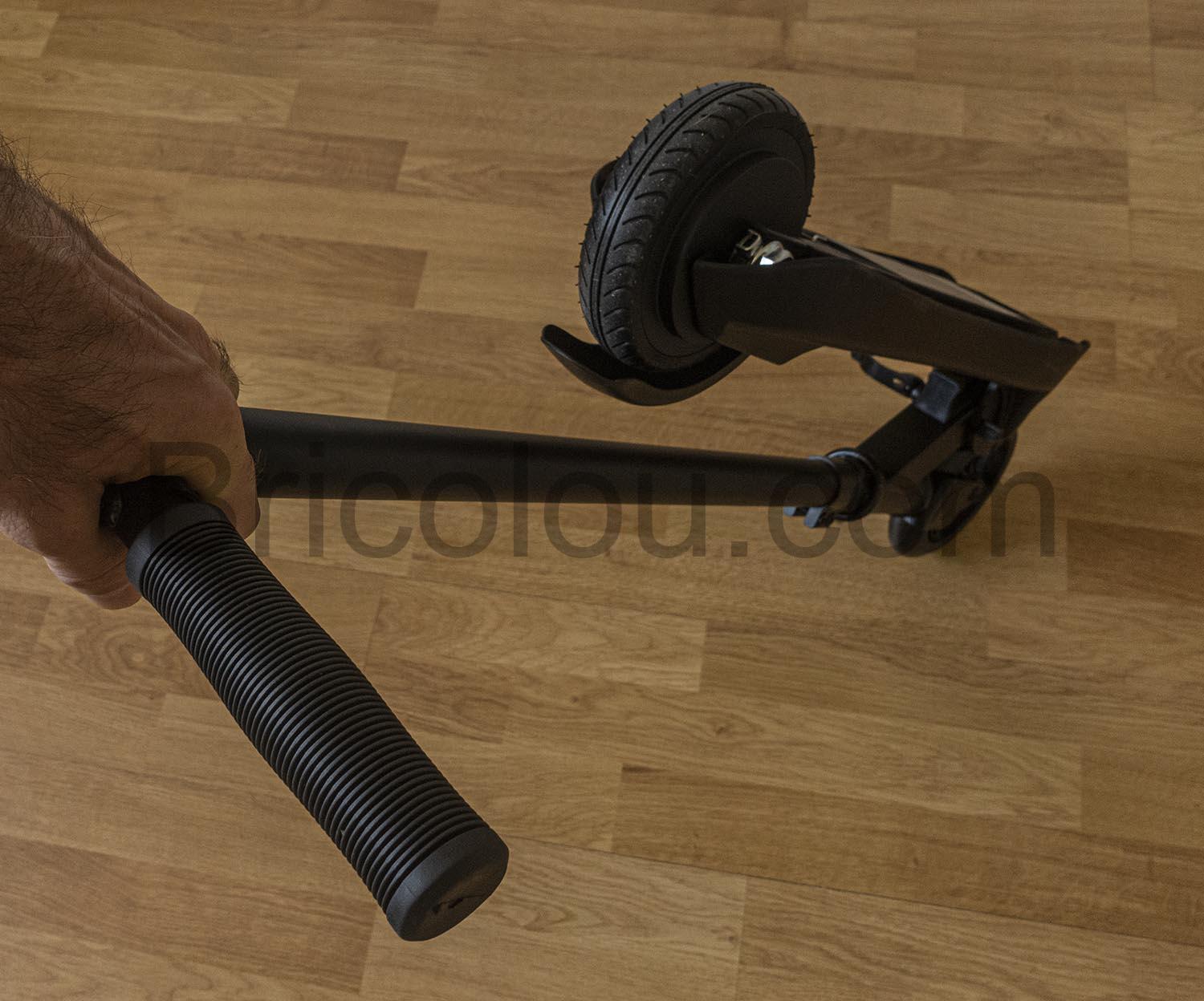 Riding times Trottinette electrique Pliable E Scooter Enfant Adolescent 100W Riding' times Trottinette électrique Pliable E Scooter Enfant, Adolescent 100W