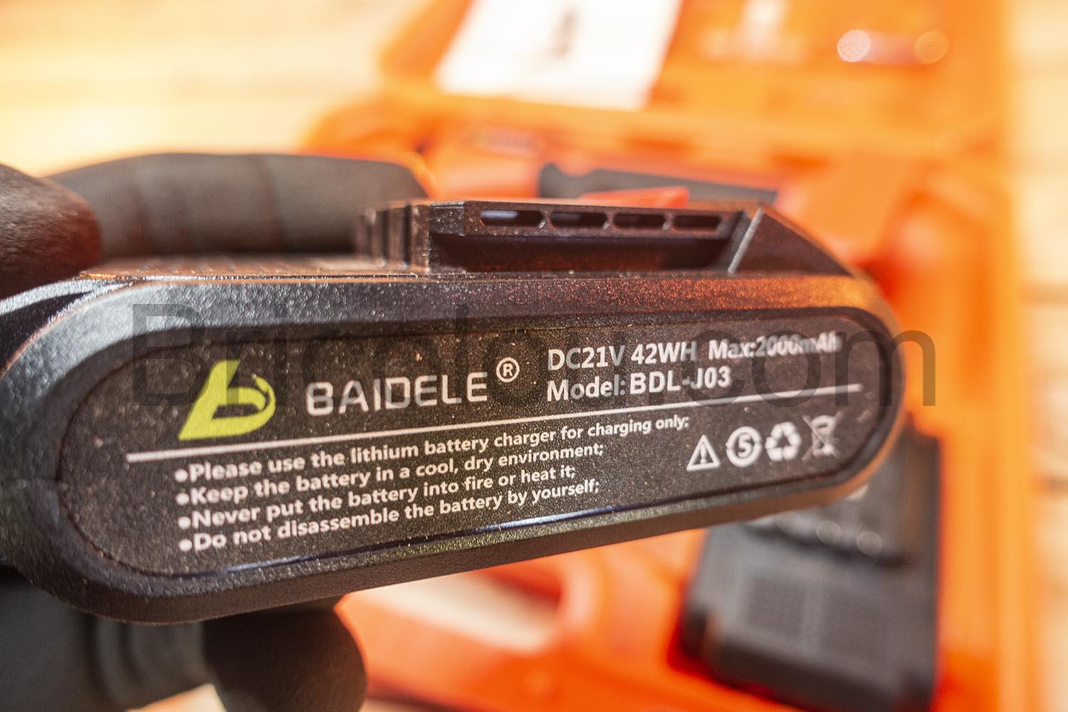 Secateur Electrique sans Fil Elagueur Batterie Rechargeable 830B Sécateur Électrique sans Fil Élagueur Batterie Rechargeable 830B