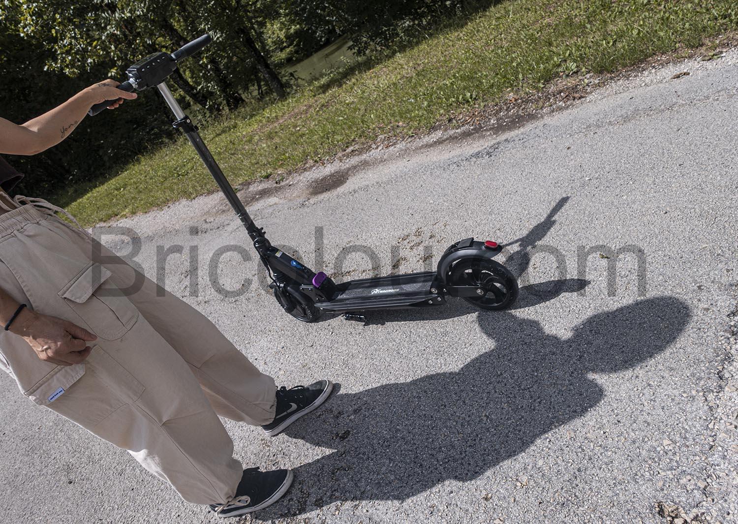 EVERCROSS Trottinette Electrique 8 Pneus E Scooter 350W Moteur 36V EVERCROSS Trottinette Électrique 8 Pneus E-Scooter 350W Moteur 36V