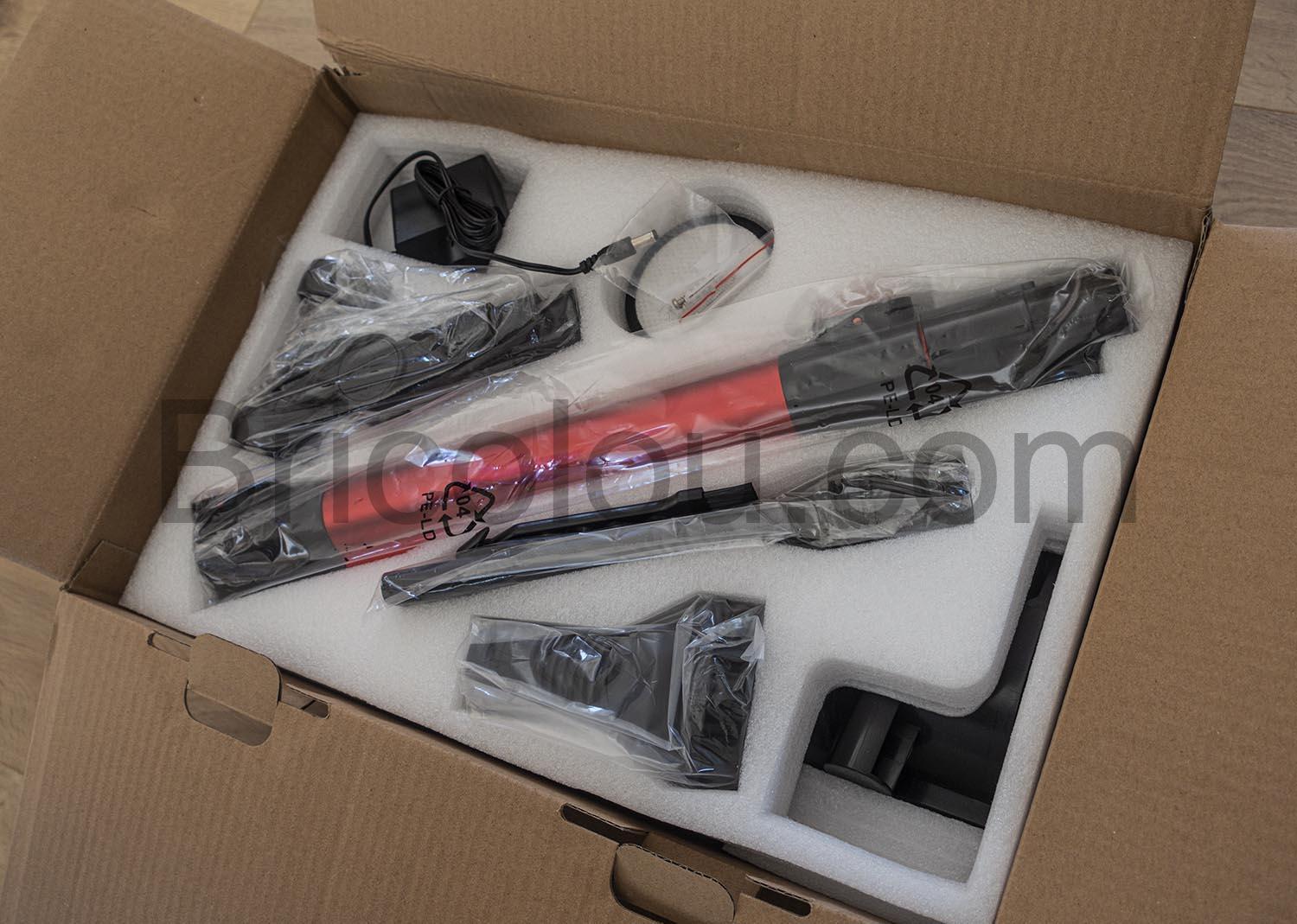 QOUTOO Aspirateur Balais sans Fil carton QOUTOO Aspirateur Balais sans Fil carton