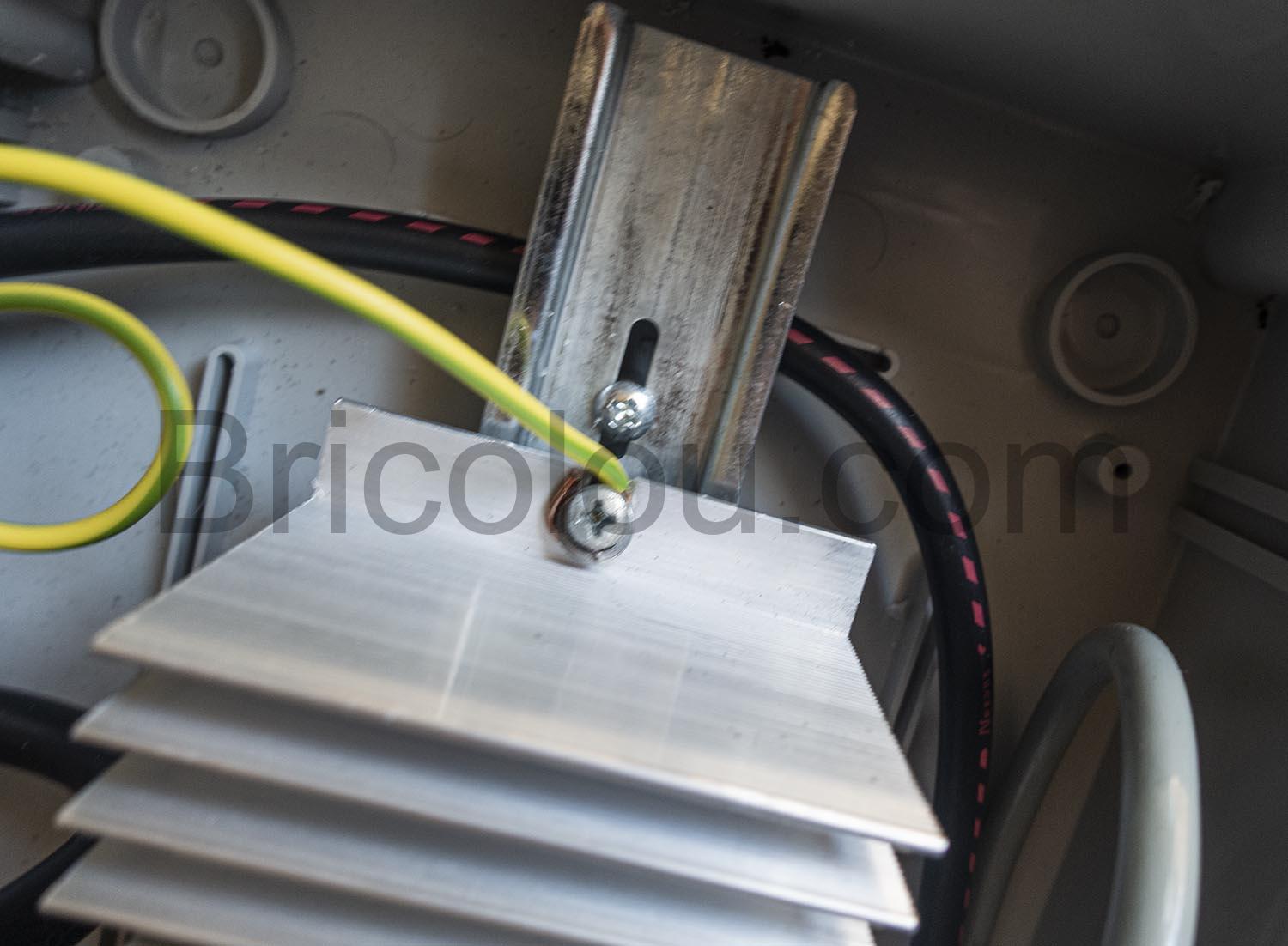 Dissipateur SSR Relais statique radiateur thermique aluminium prise de terre Dissipateur SSR Relais statique radiateur thermique aluminium prise de terre