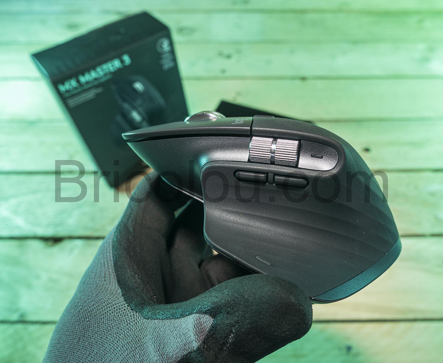 Logitech MX Master 3 Advanced Souris sans fil Bluetooth cote Logitech MX Master 3 Advanced Souris sans fil Bluetooth coté