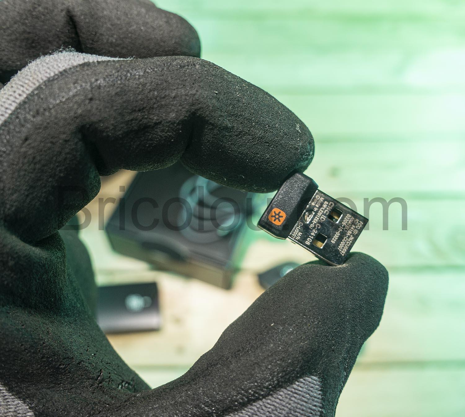 Logitech MX Master 3 Advanced Souris sans fil Bluetooth recepteur Logitech MX Master 3 Advanced Souris sans fil Bluetooth récepteur