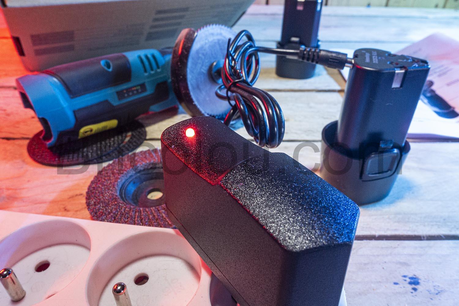 Mini Meuleuse dangle sans fil 12V de Precision Heimerdinger chargeur Mini Meuleuse d'angle sans fil 12V de Précision Heimerdinger chargeur