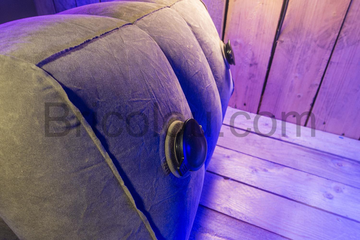 Oreiller repose pieds gonflable WADEO cote Oreiller repose-pieds gonflable WADEO coté