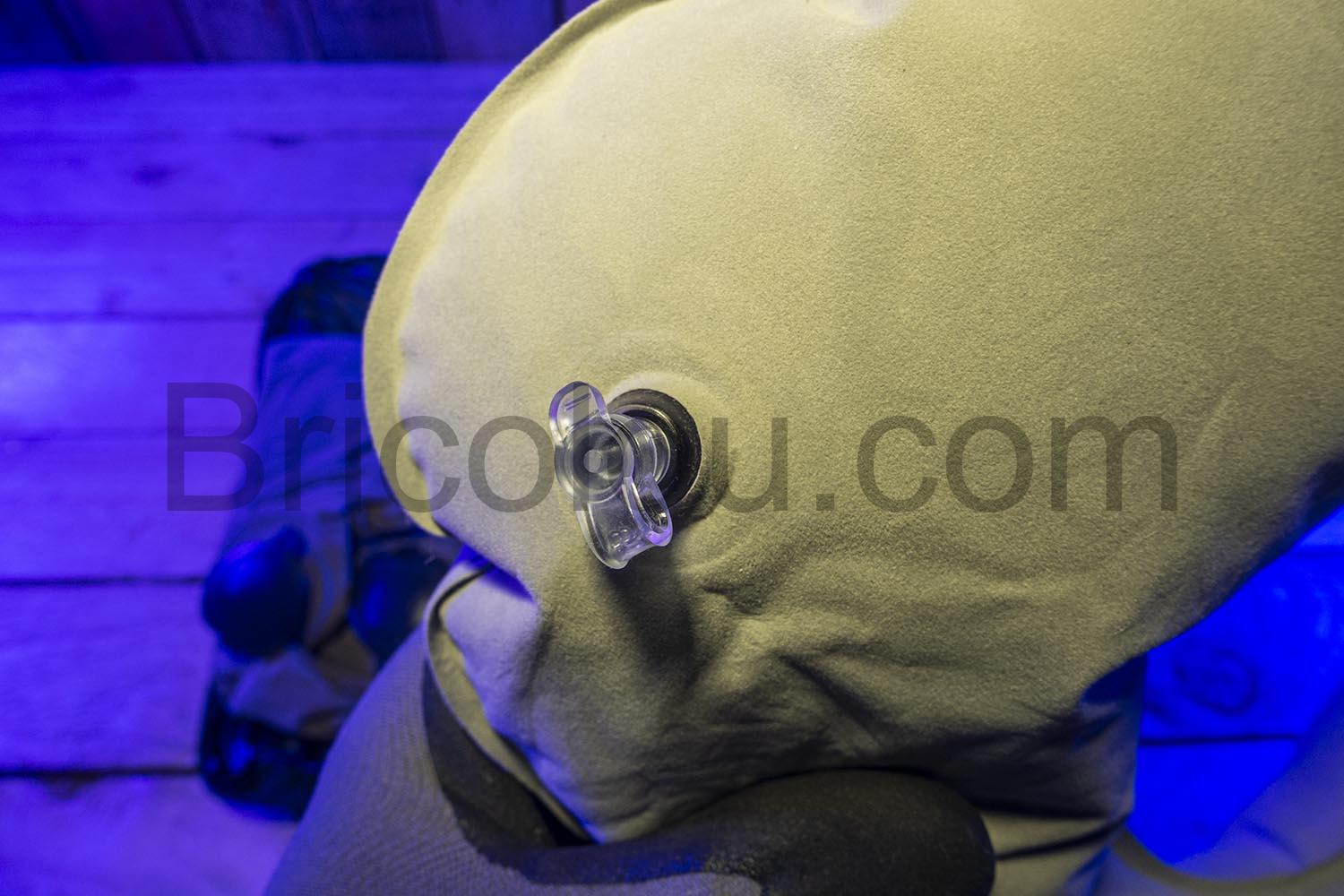 Oreiller repose pieds gonflable WADEO embout Oreiller repose-pieds gonflable WADEO embout