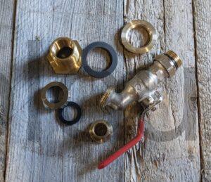 Somatherm Kit robinet cuve eau Pluie Orientable composition 1 Somatherm Kit robinet cuve eau Pluie Orientable composition