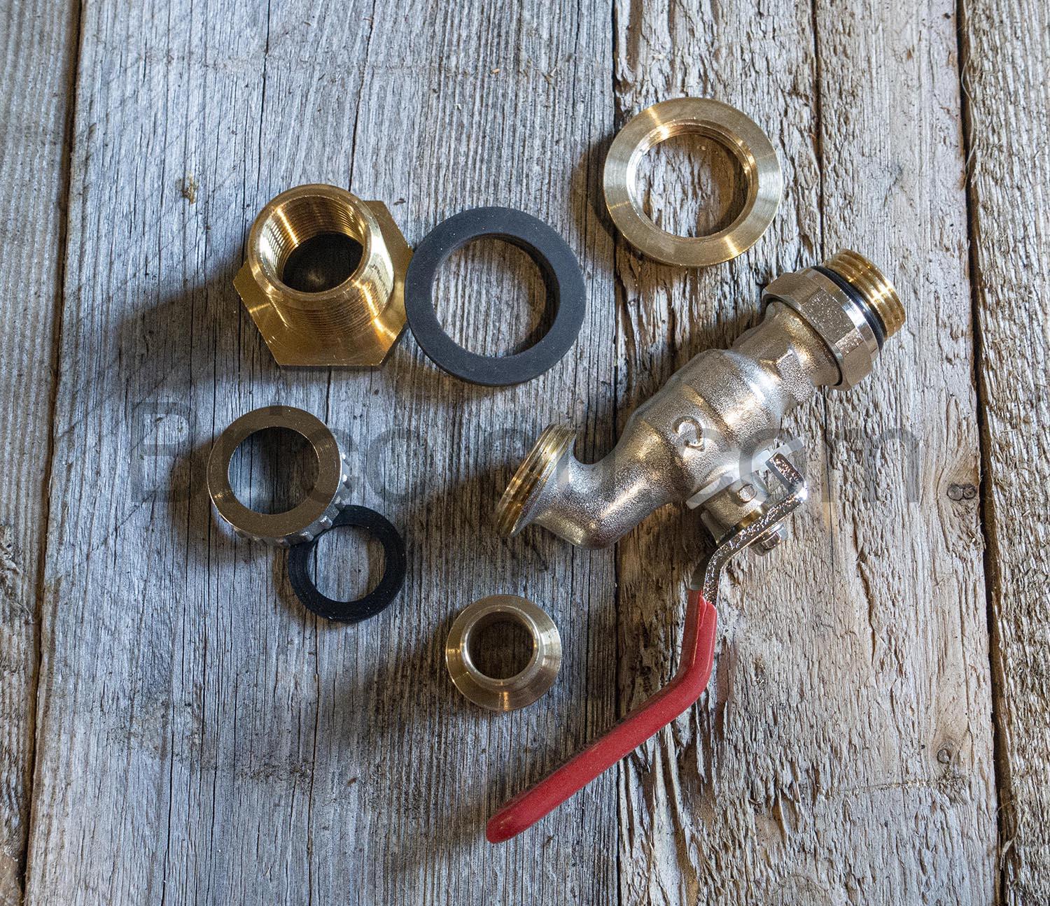 Somatherm Kit robinet cuve eau Pluie Orientable composition 1 Somatherm Kit robinet cuve eau Pluie Orientable composition