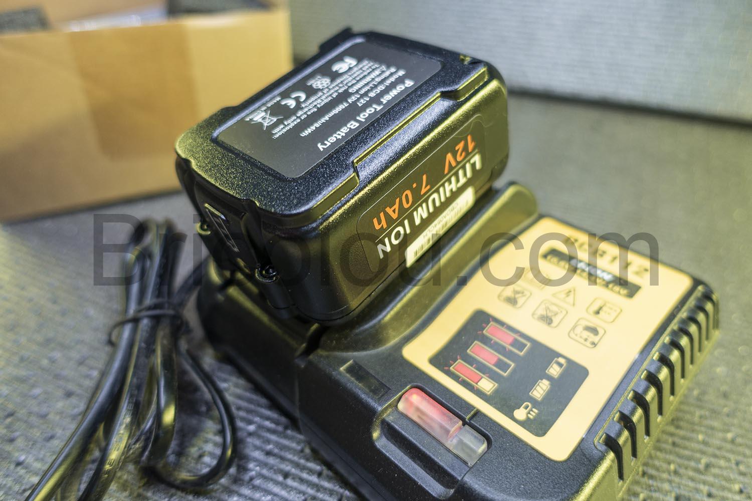 Battery lithium compatible Dewalt LabTEC DCB127 12 V 7 Ah chargeur Battery lithium compatible Dewalt LabTEC DCB127 12 V 7 Ah chargeur