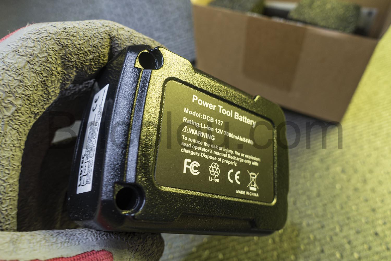 Battery lithium compatible Dewalt LabTEC DCB127 12 V 7 Ah dessous Battery lithium compatible Dewalt LabTEC DCB127 12 V 7 Ah dessous