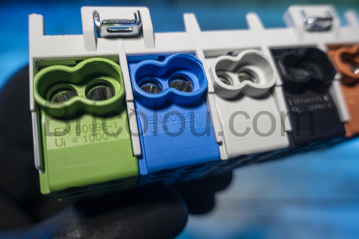 Borne derivation domino broches rail DIN 25mm Pollmann 5 blocs Borne dérivation domino broches rail DIN 25mm Pollmann 5 blocs