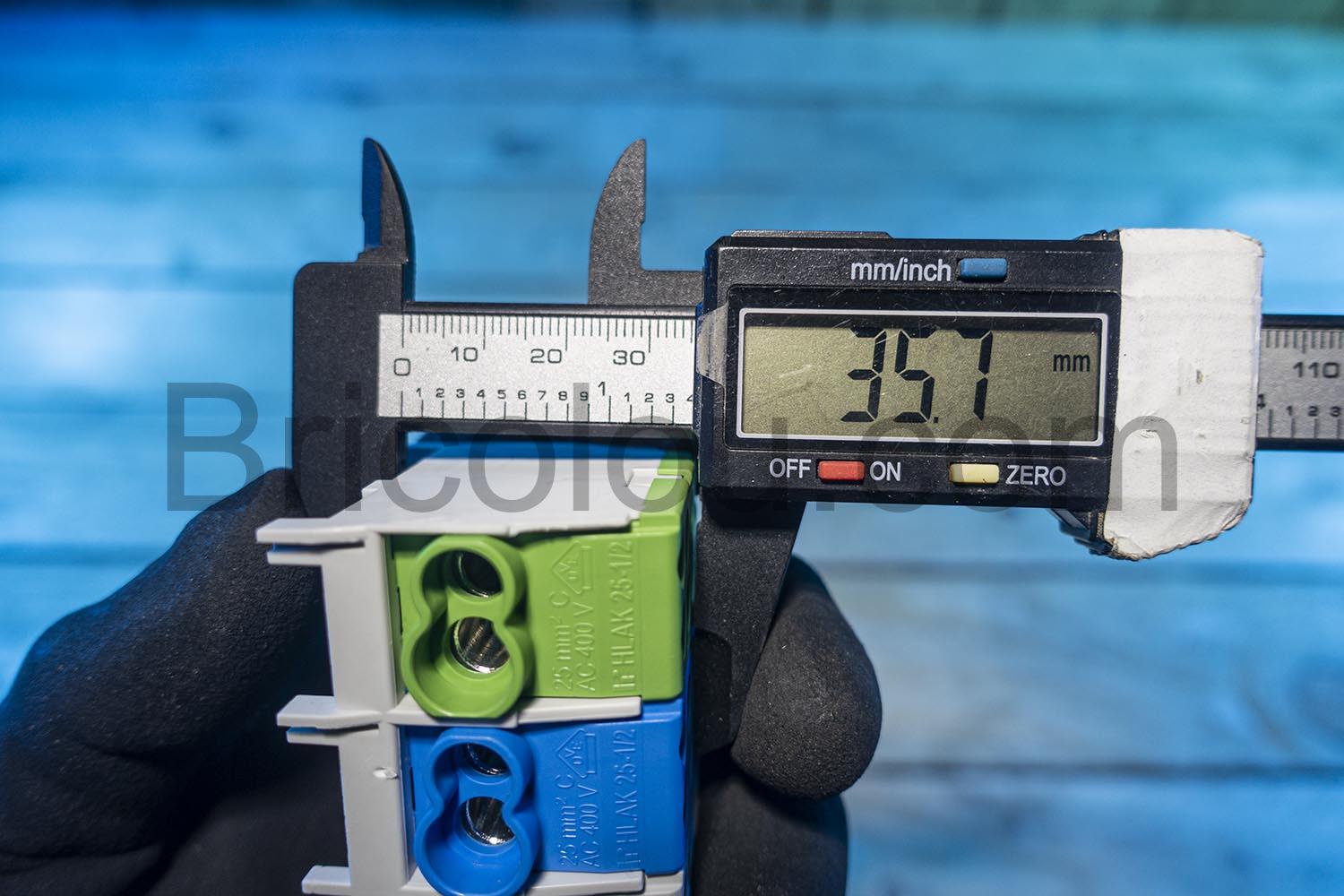 Borne derivation domino broches rail DIN 25mm Pollmann hauteur Borne dérivation domino broches rail DIN 25mm Pollmann hauteur