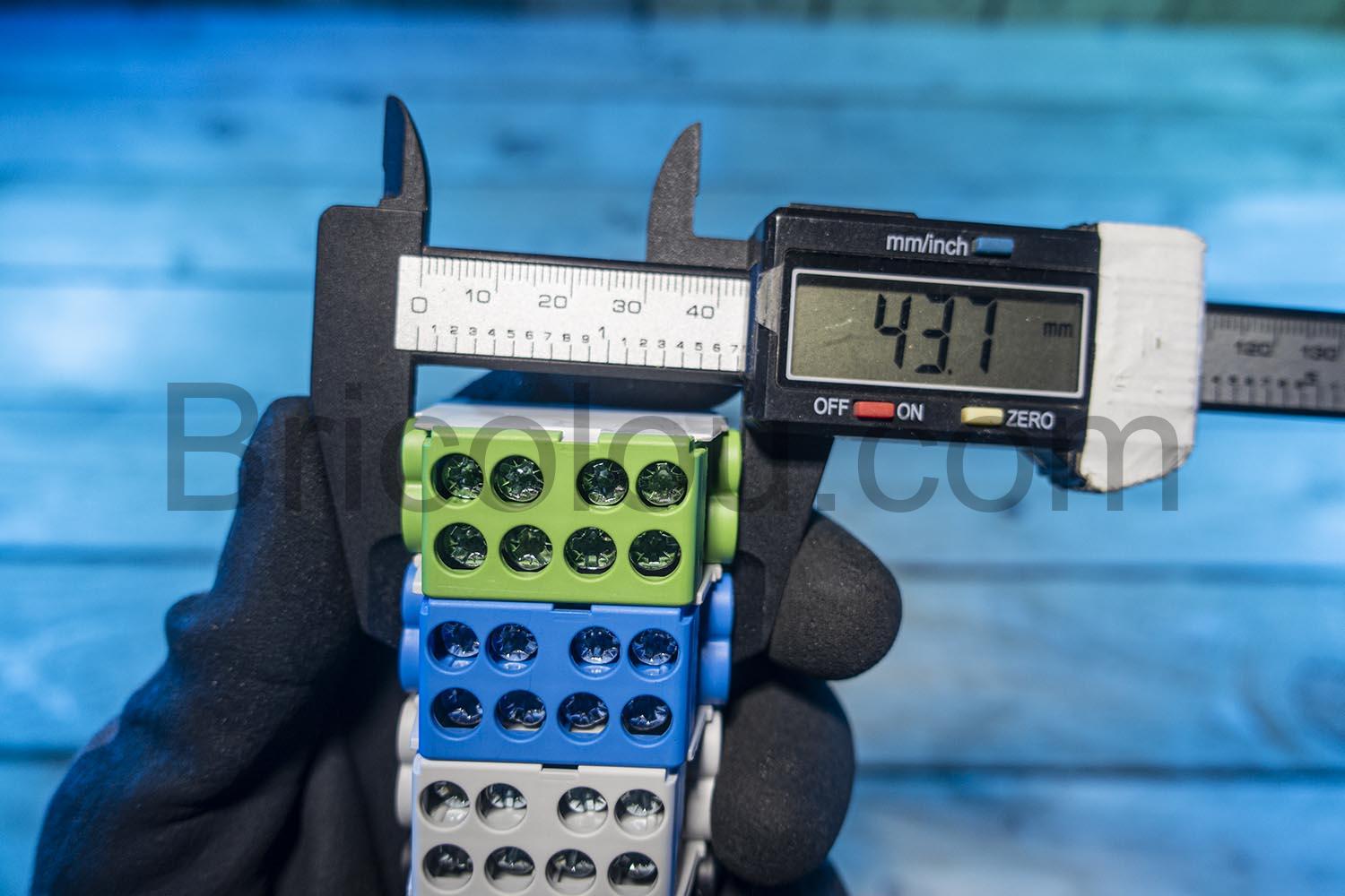 Borne derivation domino broches rail DIN 25mm Pollmann taille Borne dérivation domino broches rail DIN 25mm Pollmann taille