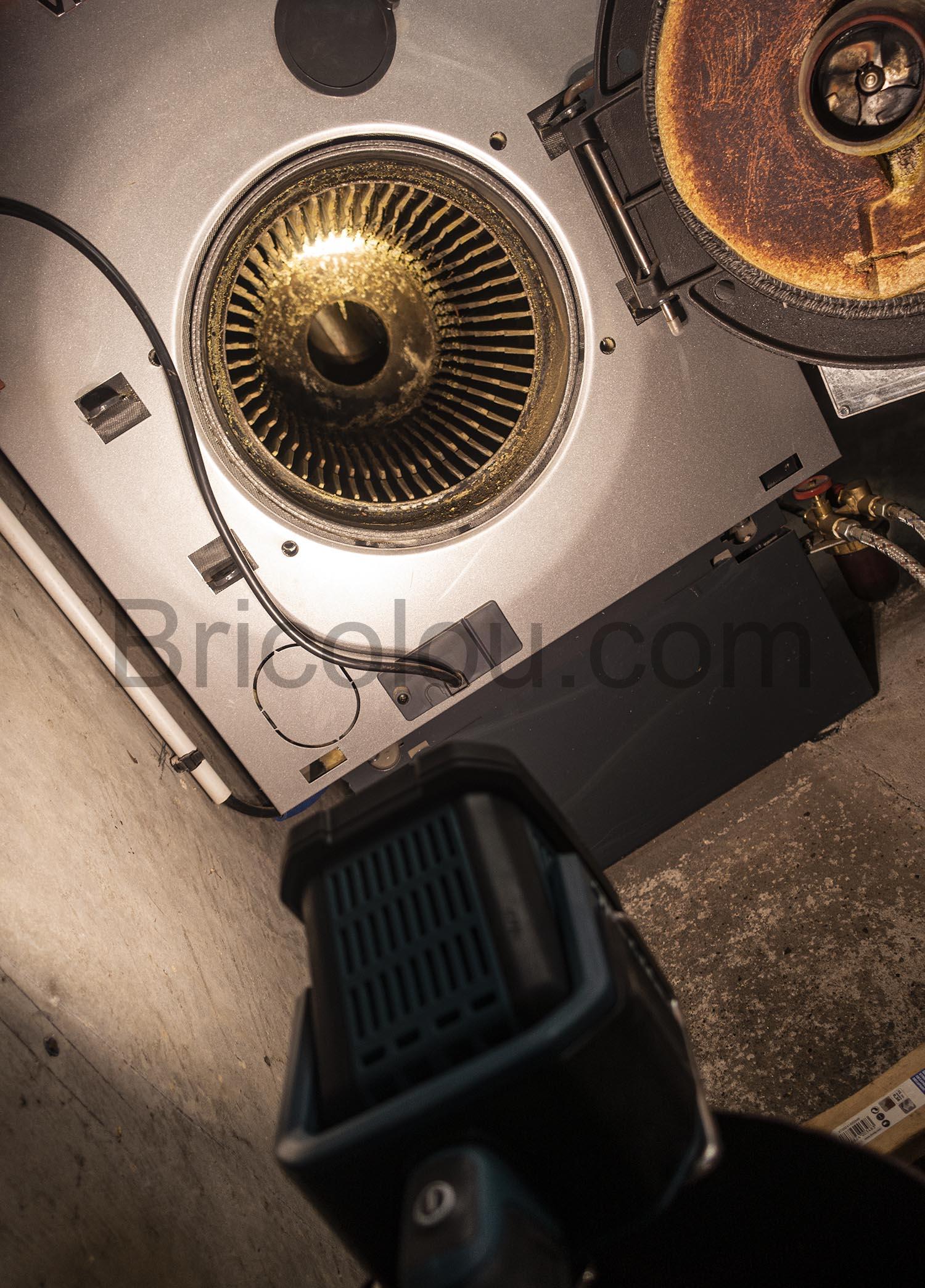 Makita LED Lampe de chantier 18V LXT DML812 Lumiere chaudiere Makita LED Lampe de chantier 18V LXT DML812 Lumière chaudiere