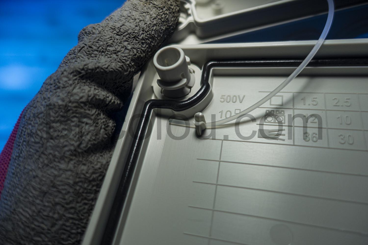 OBO T100 BETTERMANN Boite de derivation etanche capot OBO T100 BETTERMANN Boîte de dérivation étanche capot