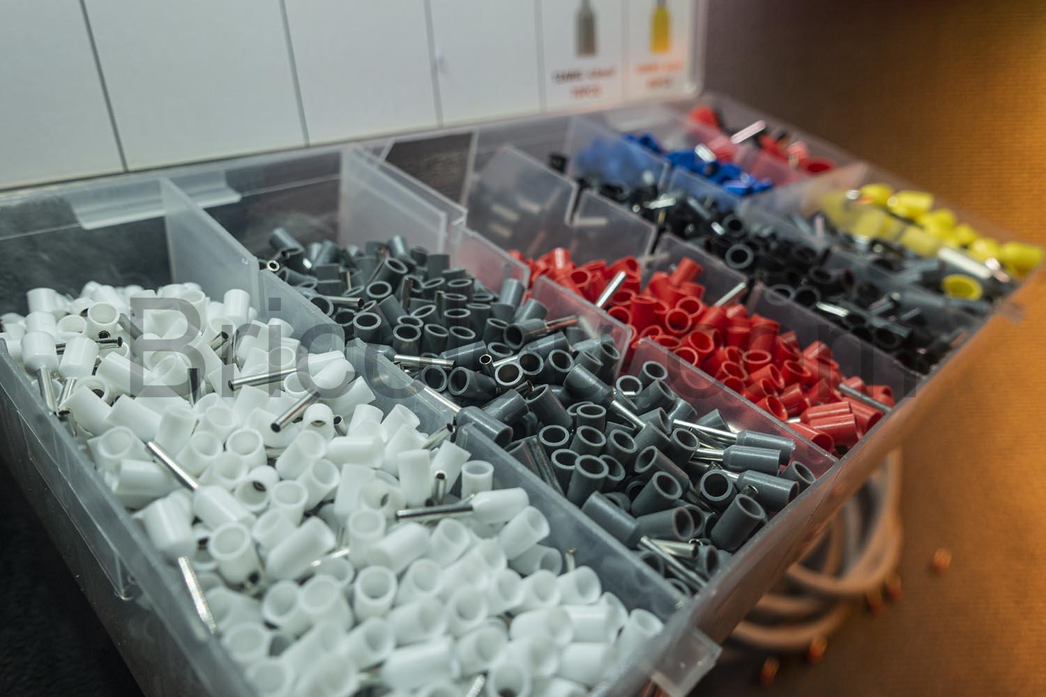 Pince a Sertir Outil de Sertissage avec 2000 Cosses Embouts HSC8 6 4 A Pince à Sertir Outil de Sertissage avec 2000 Cosses Embouts HSC8 6-4 A