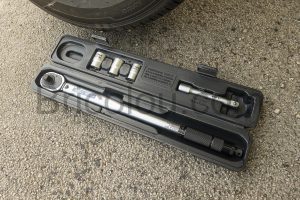 S&R Clé Dynamométrique 28-210 Nm Cliquet carré Réversible Rallonge Douille coffret