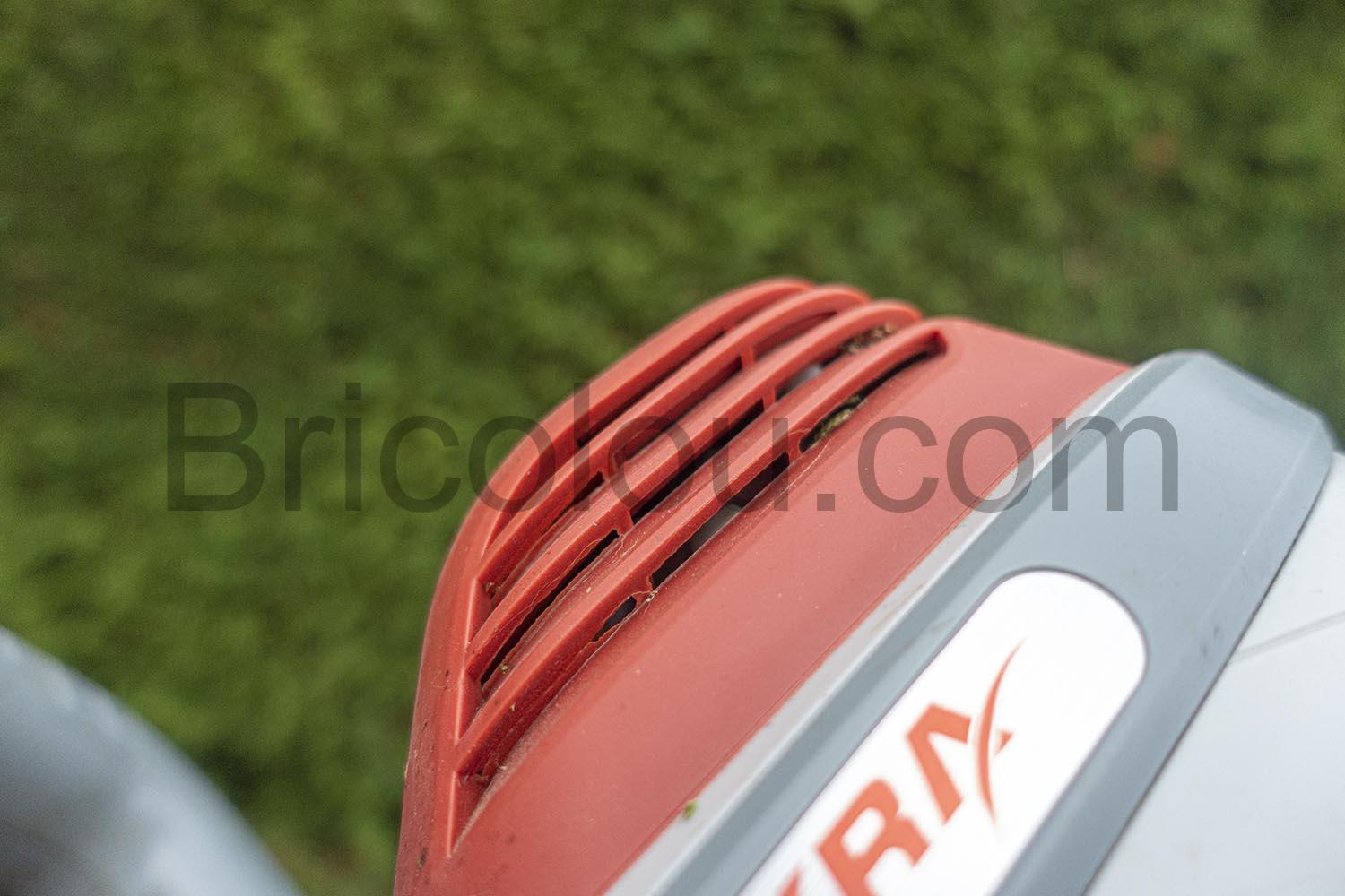 Taille haie electrique IKRA IHS 650 55cm 650W ventilation Taille haie électrique IKRA IHS 650 55cm 650W ventilation