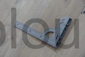 Wolfcraft 5205000 Equerre multifonction 1 Wolfcraft 5205000 Equerre multifonction