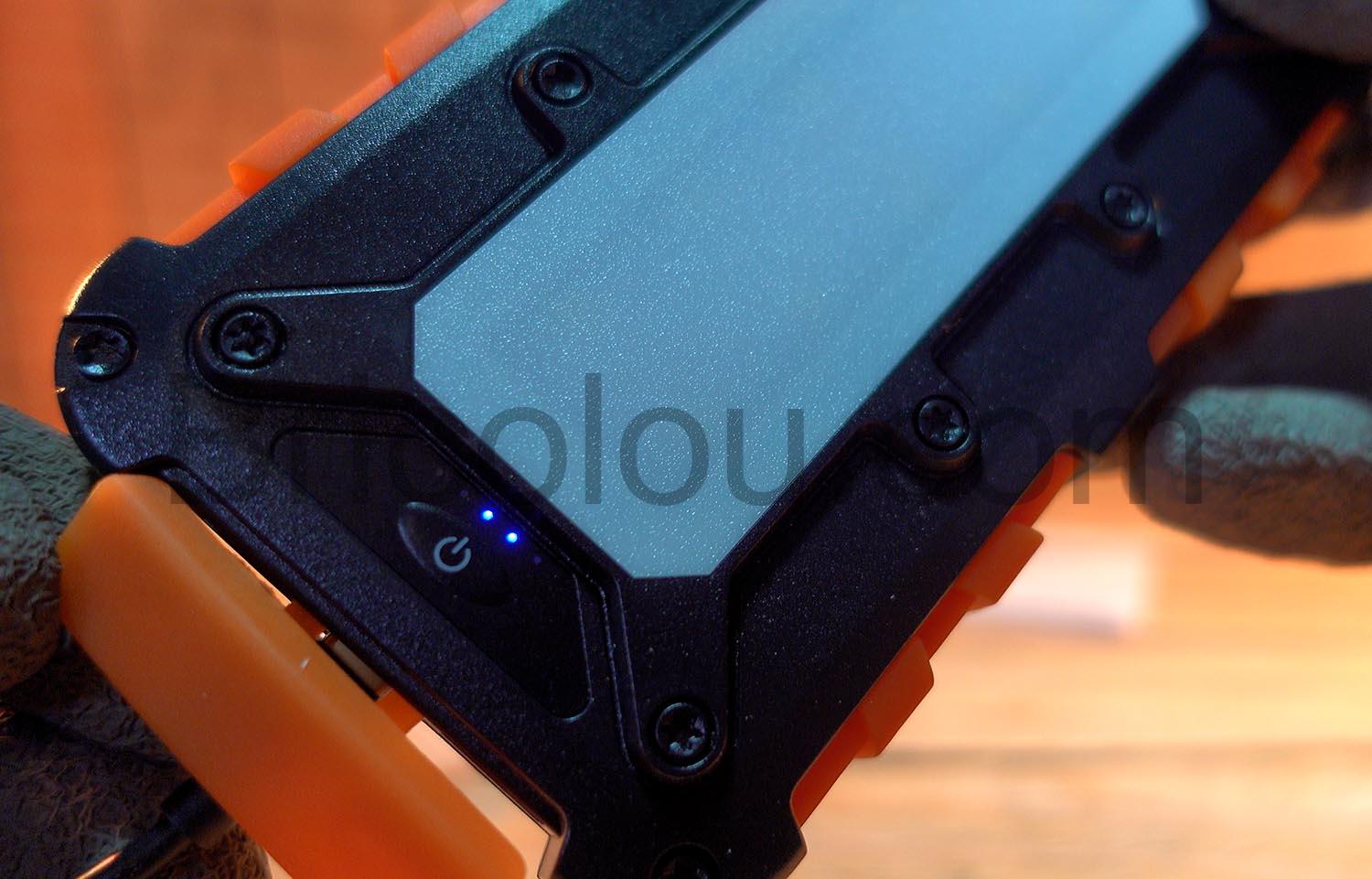 Batterie Externe Solaire 20Ah PD15W USB C Chargeur LED Waterproof WOWMVP camping Batterie Externe Solaire 20Ah PD15W USB C Chargeur LED Waterproof WOWMVP camping